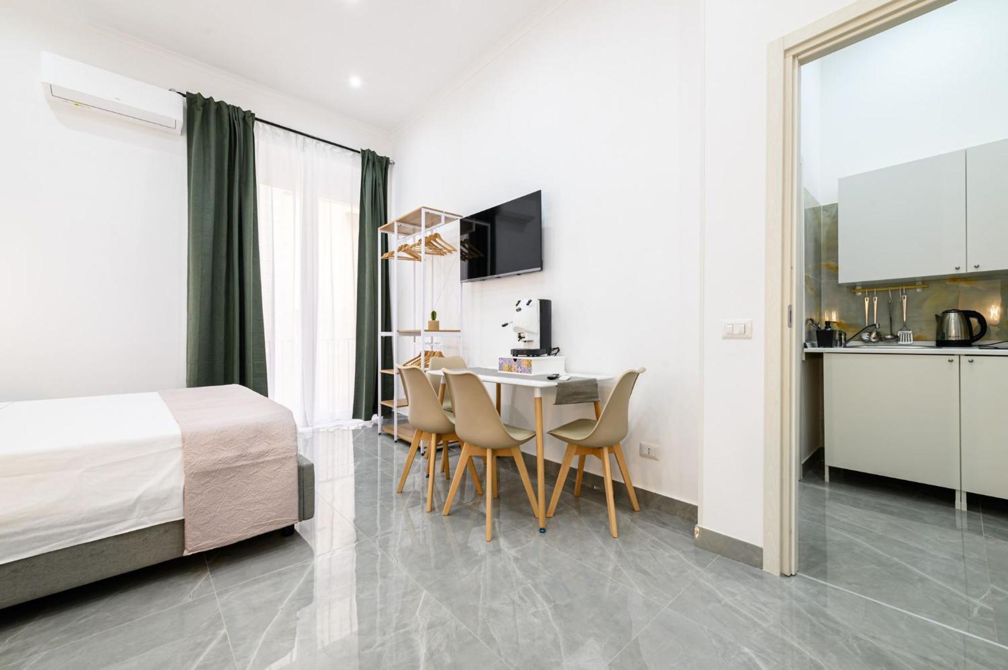 Giordano Suite Center Naples Exterior photo