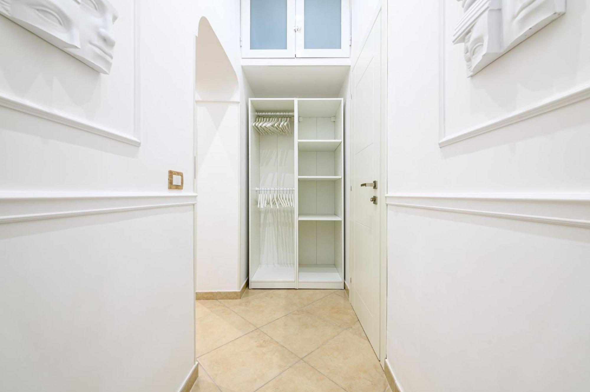 Giordano Suite Center Naples Exterior photo