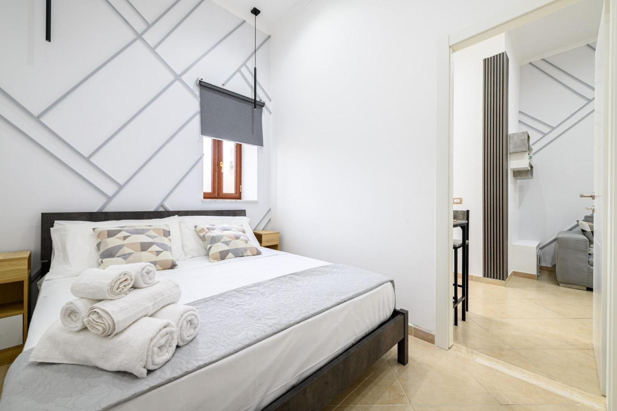 Giordano Suite Center Naples Exterior photo